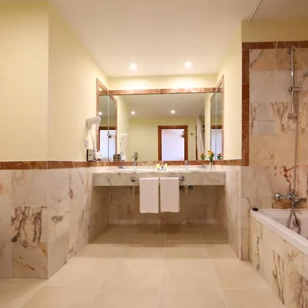 Hotel Bahia Principe Sunlight Tenerife 3*